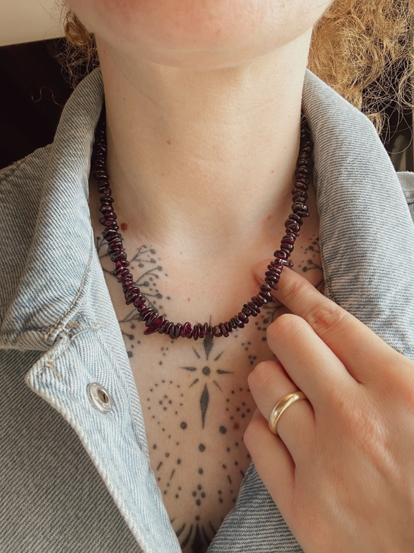 collana Chips Nic - Granato